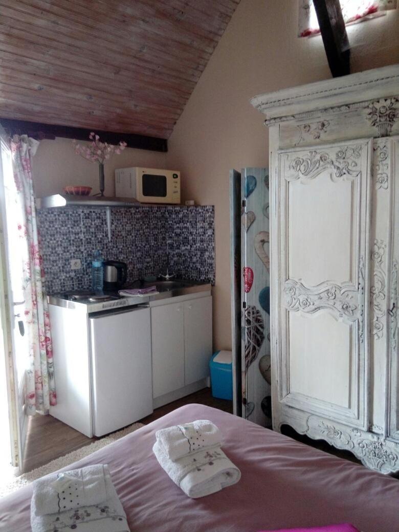 Domaine Du Mont Scolan Bed & Breakfast Montgardon Luaran gambar
